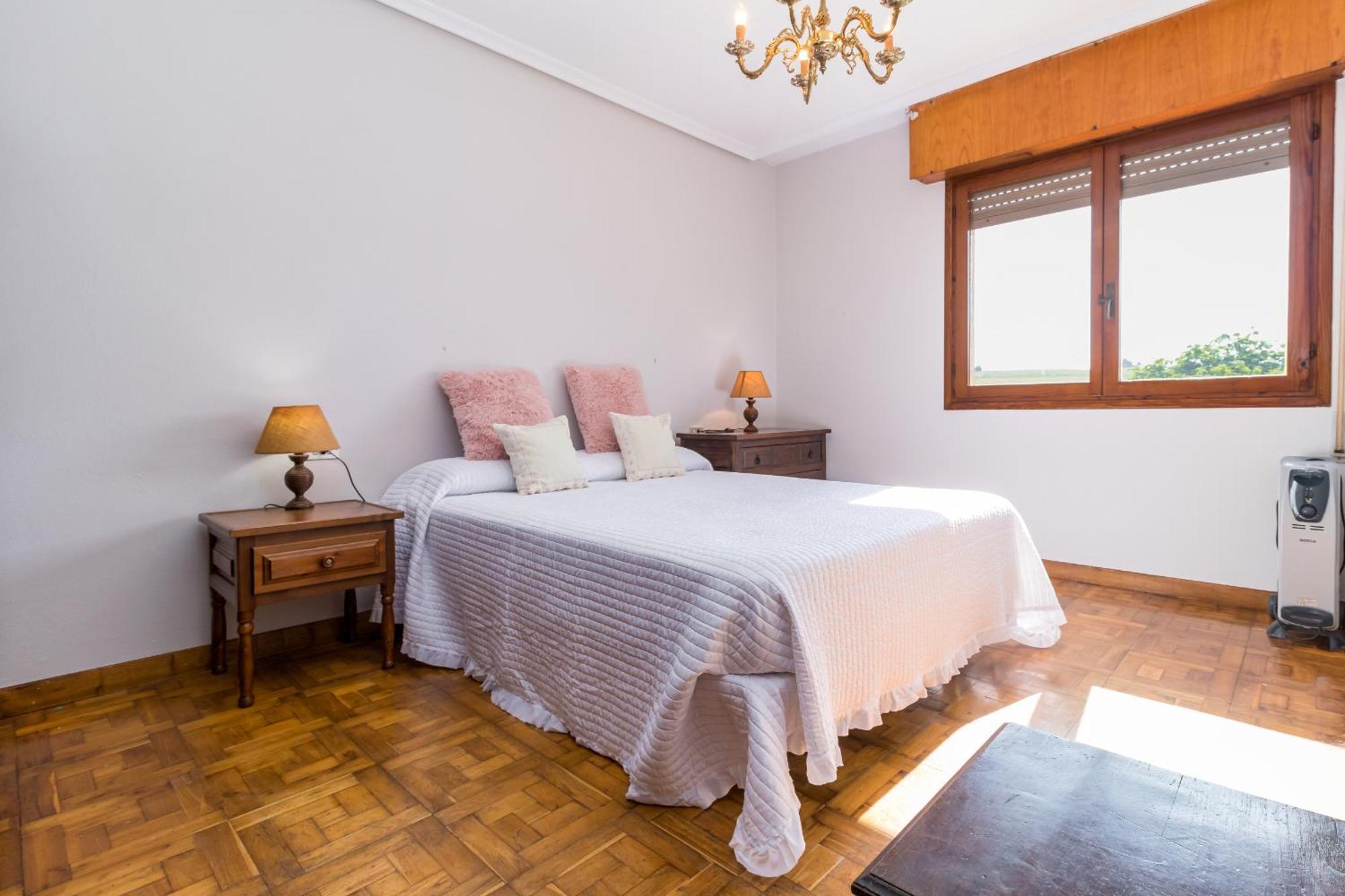 Casa Con Jardin Privado Оренья Экстерьер фото
